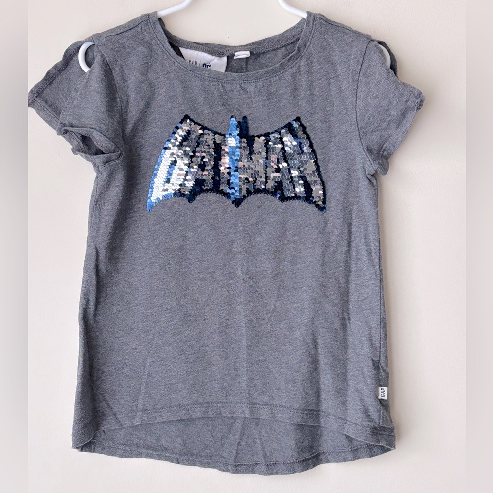 Gap Sequin Flip Gray Batman Kids T-Shirt Small 6/7yrs
